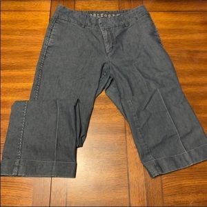 Apostrophe blue jeans